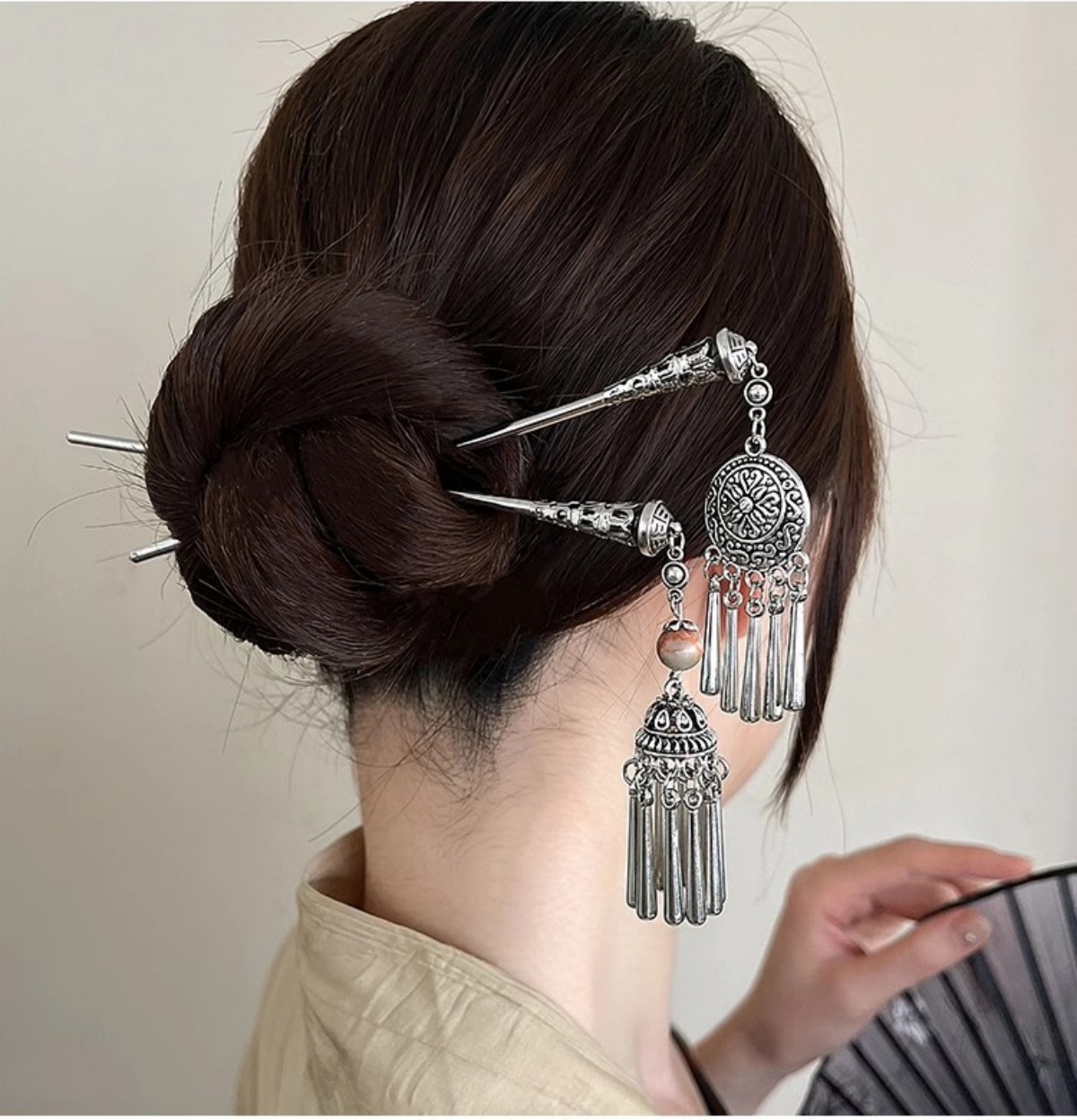 エレガントな女性のヘアピンアンティークシルバー蝶タッセルヘア - Vintage Item のレビューと価格