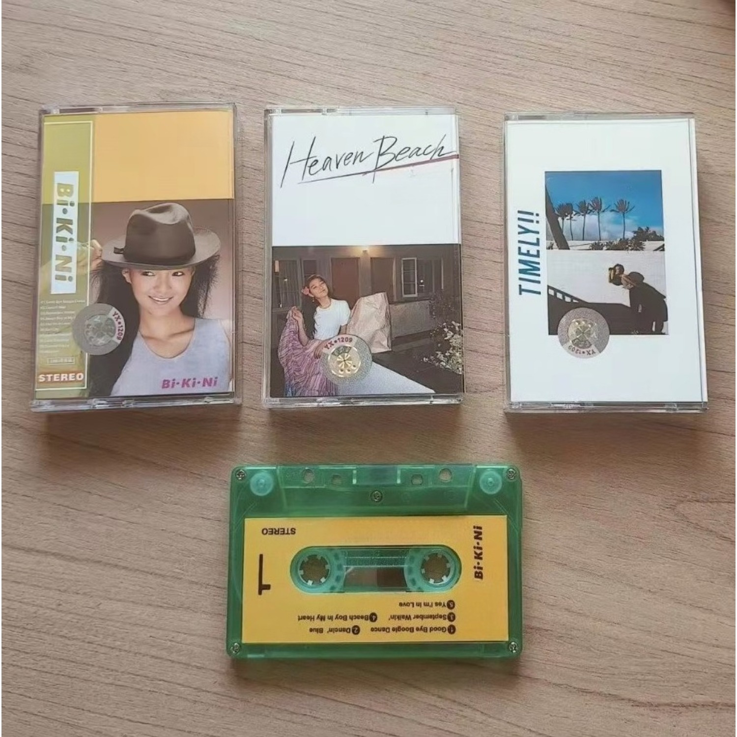 レトロな日本のアーバンポップ音楽カセットテープ　陽気なヴィン - Vintage Collectible & Vintage Dolls のレビューと価格